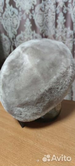 Берет женский новый