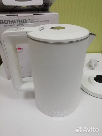 Чайник Redmond SkyKettle RK-M216S, Белый