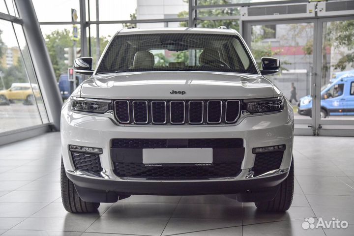 Jeep Grand Cherokee 3.6 AT, 2022