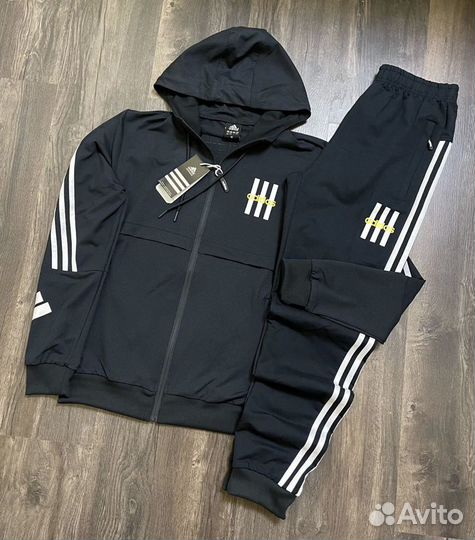 Спортивный костюм мужской новый