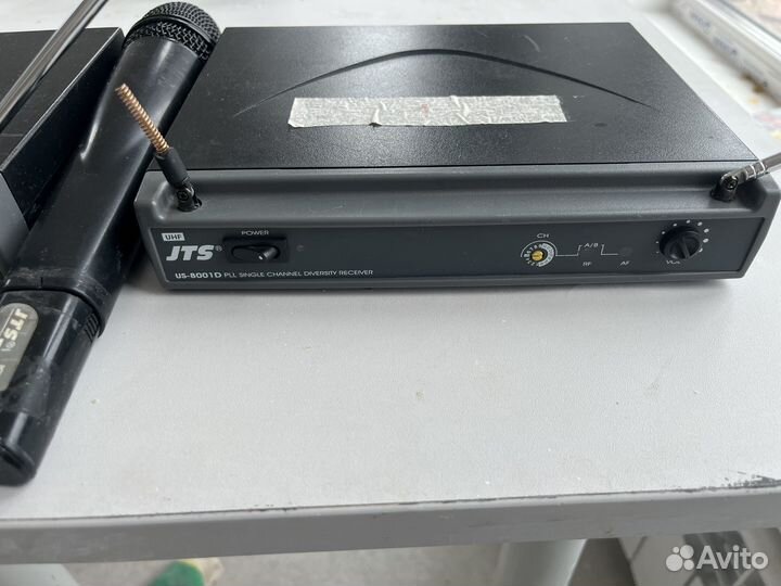 Радио микрофон