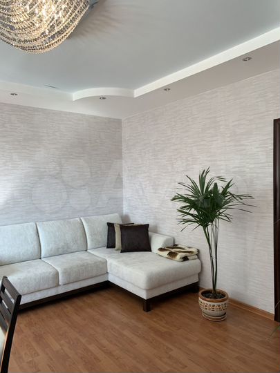 3-к. квартира, 90 м², 11/19 эт.