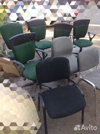 Стулья разные, офисные компьютерные