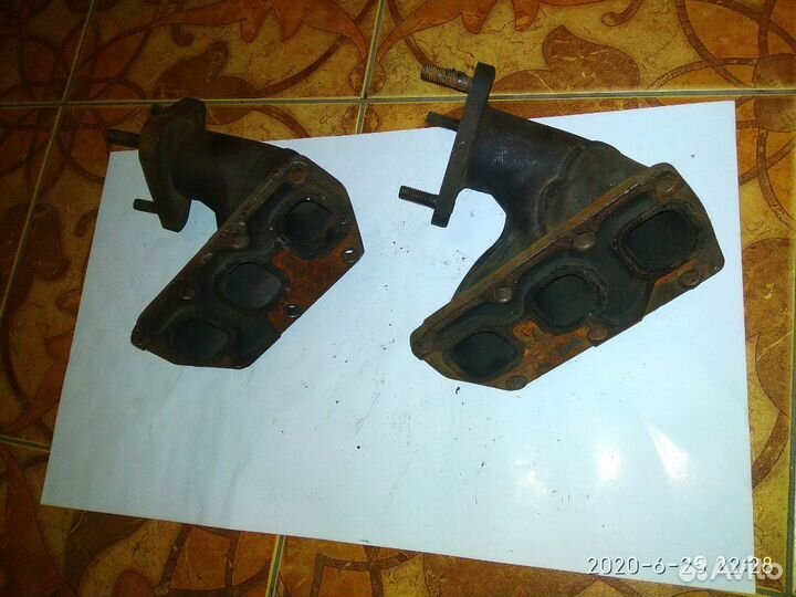 Коллектор выпускной VAG