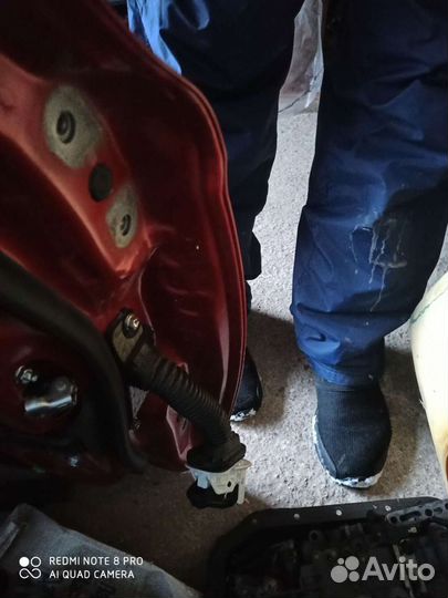 Дверь Тоëота Камри Toyota Camry