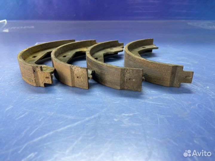 Тормозные колодки Bmw X6 E71 N63B44 2008