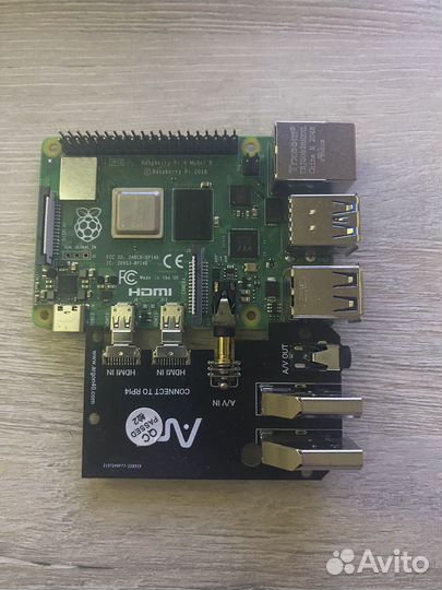 Raspberry pi 4b 8gb + SD 128гб + Argon ONE PI4 V2