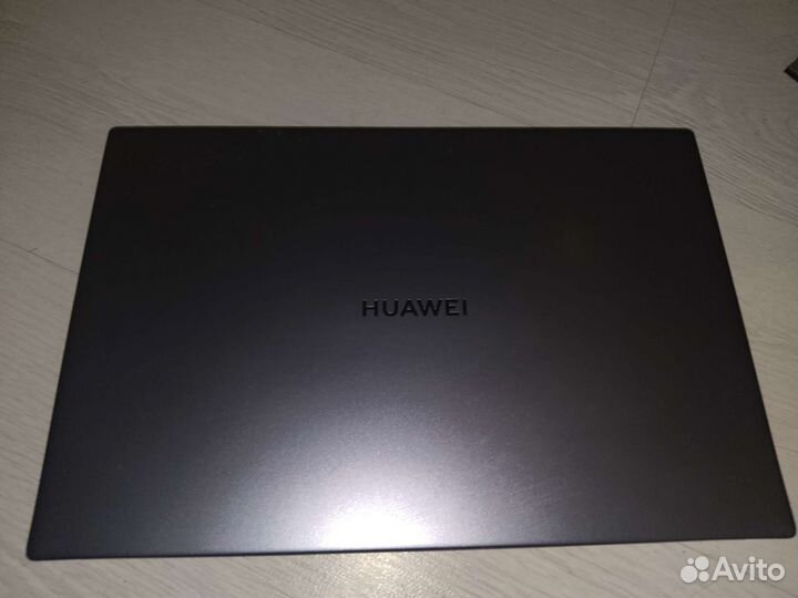 Huawei matebook d14