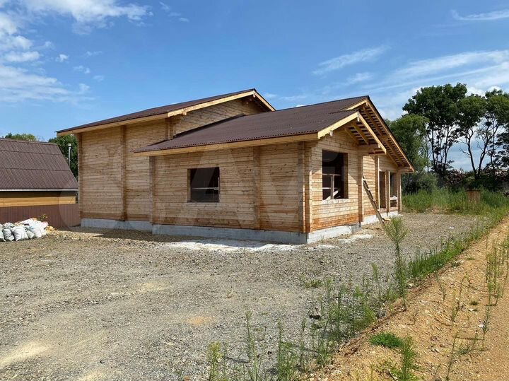 Дом 283 м² на участке 17 сот.