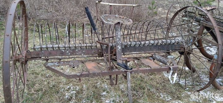 Продаю инвентарь для лошади