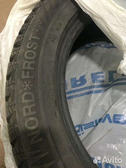 Gislaved Nord Frost 200 225/50 R17 98T