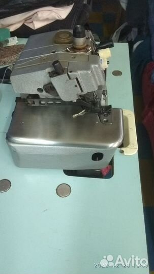 Оверлок для швейной машины