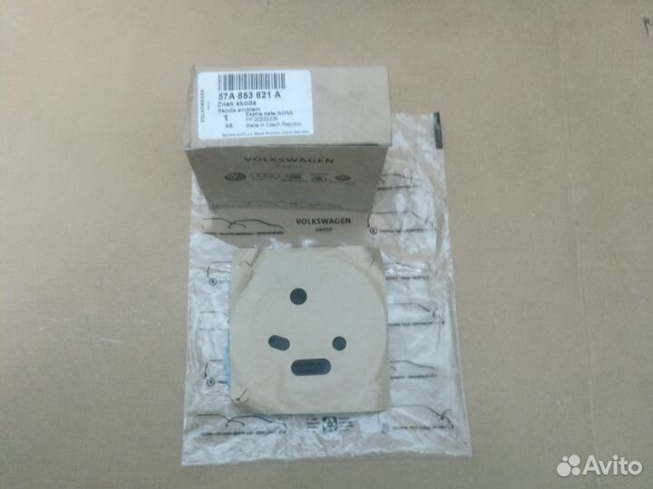 Эмблема skoda 57A 853 621 A