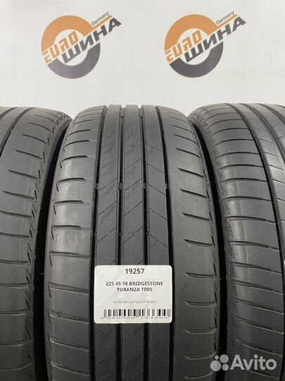 Bridgestone Turanza T005 225/45 R18