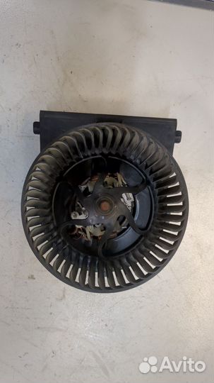 Двигатель отопителя Volkswagen Golf 4, 2000