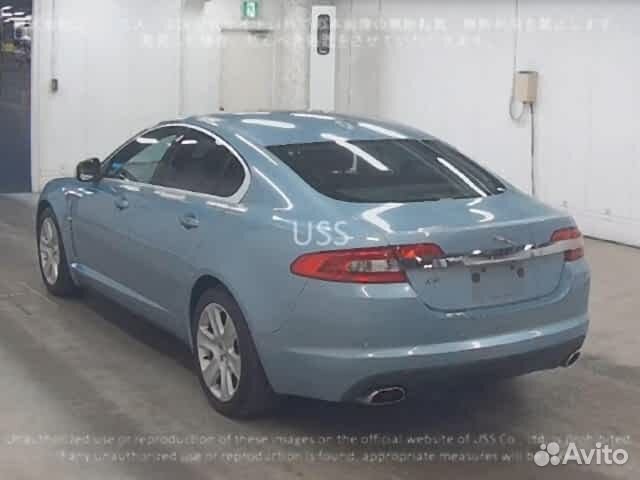 Датчик парковки пер. в цвет кузова Jaguar XF