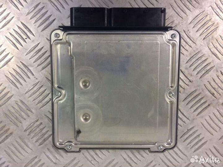 Эбу Audi A4 B7 2.0 tfsi 8E0910115N