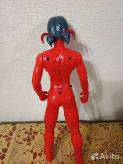 Кукла леди баг