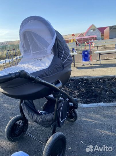Коляска zippy 2 в 1