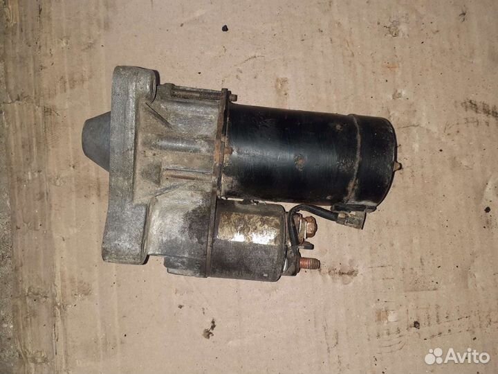 Стартер Рено Меган 1 1.6 бензин 96-03 г.в