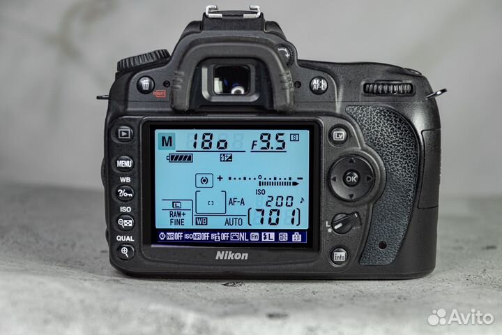 Фотоаппарат nikon d90. Пробег-9070 кадров
