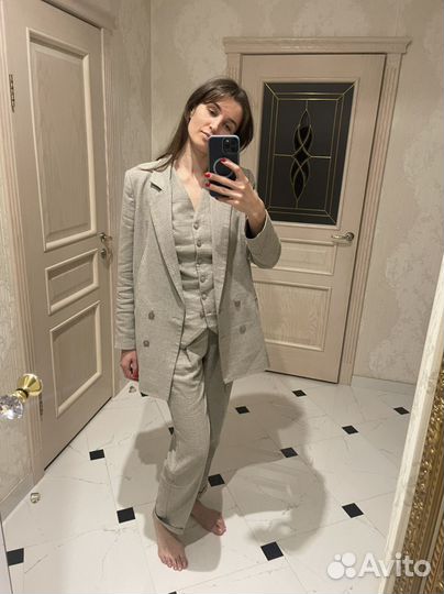 Костюм брючный