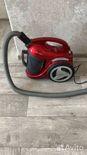 Пылесос Магнит, 2100 watt