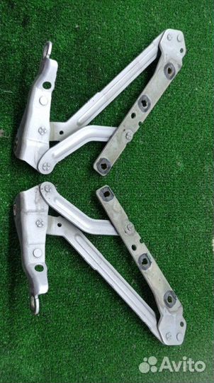 Петли крышки багажника задние Ford Focus Split