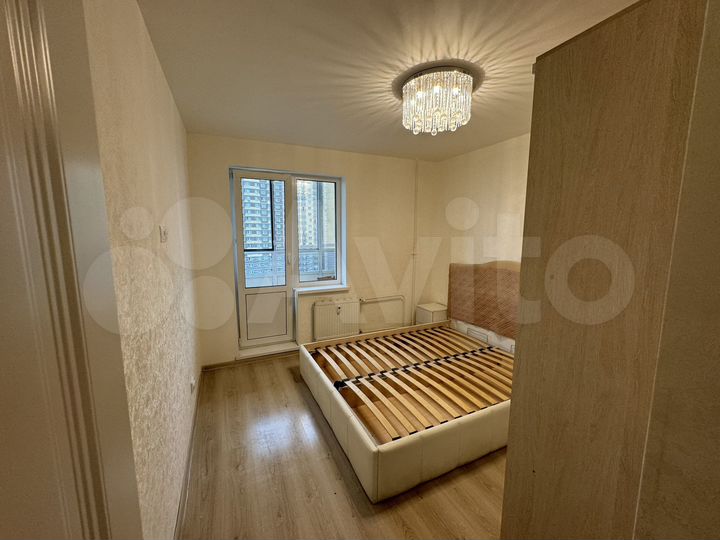 3-к. квартира, 60 м², 10/19 эт.