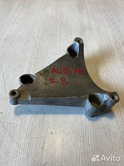 Кронштейн кондиционера Audi A6