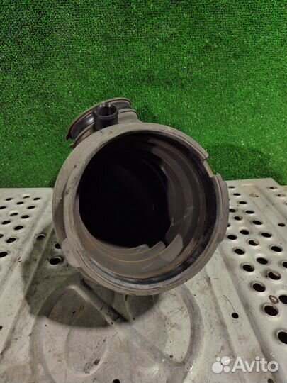 Патрубок воздушного фильтра Scania 6-series 2018