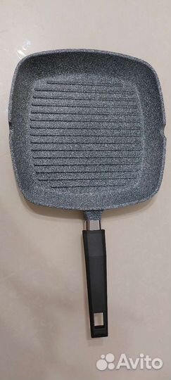 Сковорода гриль новая