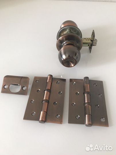 Ручки для межкомнатные дверей и петли