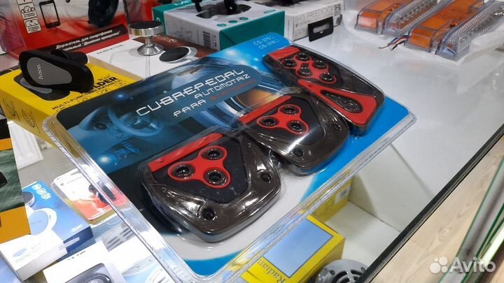 Накладки на педали механика (красные)