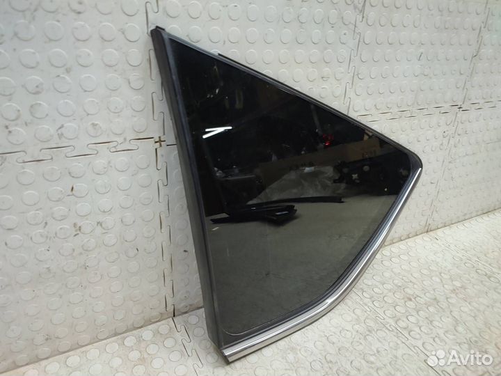 Стекло кузова заднее левое Toyota Rav4 XA40