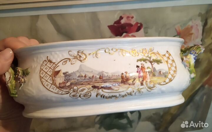 Супница. Фарфор. Европа. Начало 19 века