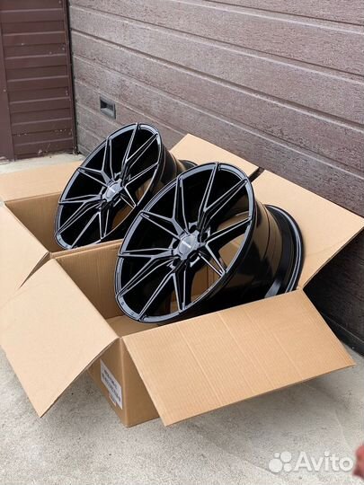 Литые Диски Veemann 306 R18 5*114.3 FB