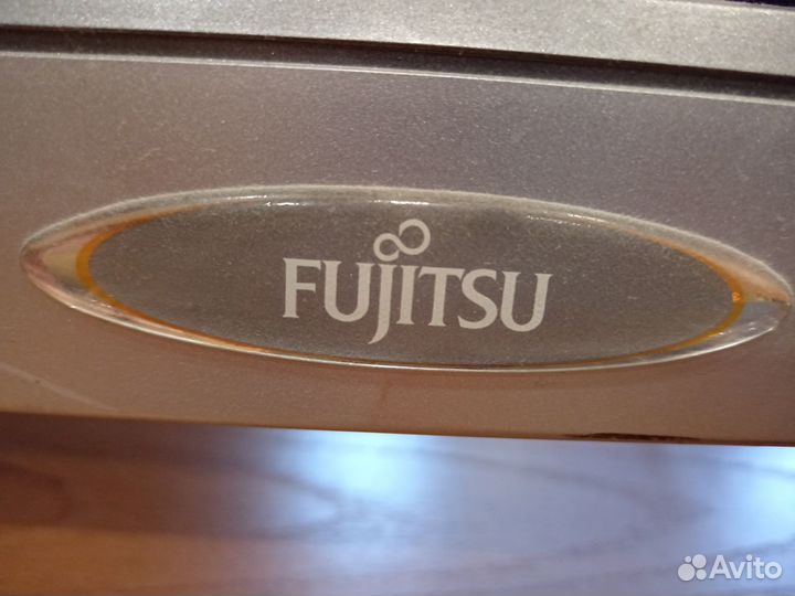 Плазменная панель Fujitsu - 42 диагональ