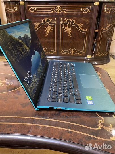 Asus VivoBook S15 X530UF