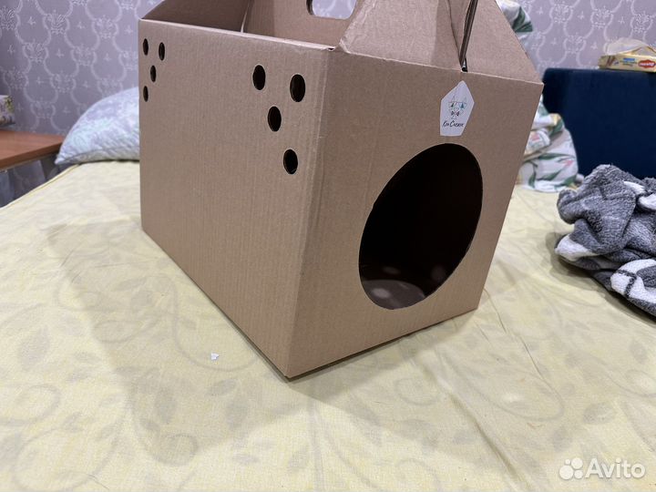 Домик из картона для кошек