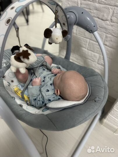 Детская электрокачель