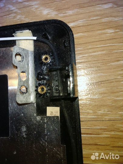 Крышка матрицы lenovo ideapad Z560/ Z565