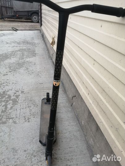 Трюковой самокат