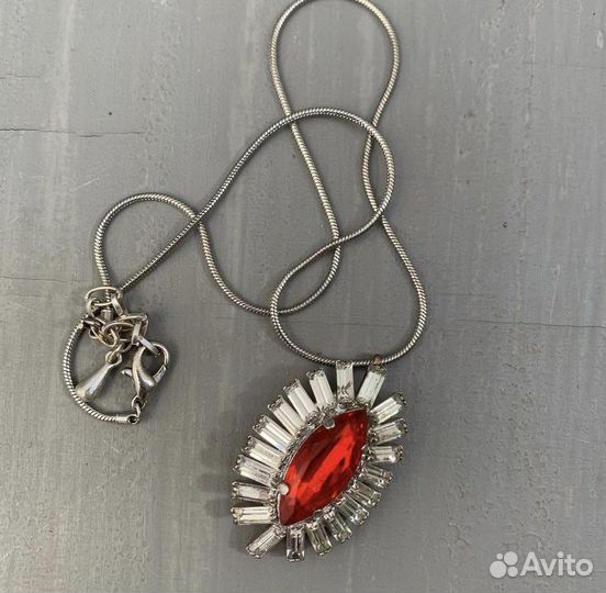Кулоны винтажные на цепочке