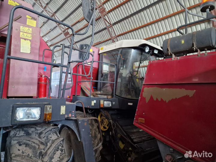 Комбайн Гомсельмаш КЗС-1218 (Палессе GS12), 2011