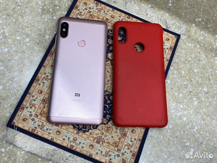 Xiaomi Redmi Note 5, 4/64 ГБ