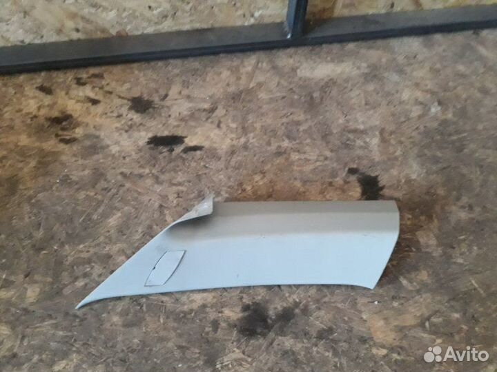 Обшивка стойки Ford Focus 2 CB4 1.6 shda 2008