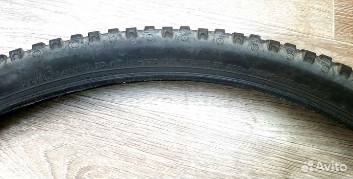 Покрышки Bontrager 26 x 2.1