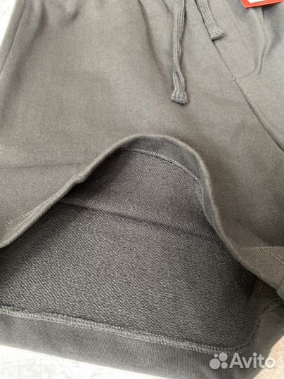 Шорты мужские hugo boss