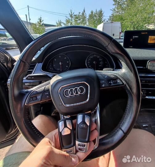 Автомобильный ключ Audi с программированием
